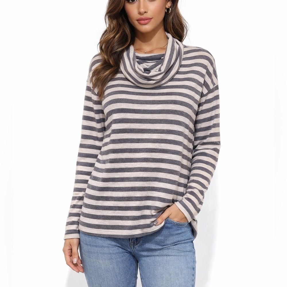 EUC J. Crew Size Small Womens Gray and Blue  Cowl Neck Sweater‎
